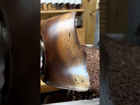 Woodturning – Natural Edge Walnut Bowl