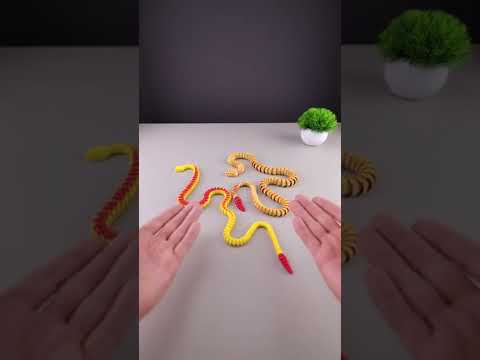 3D Printed a Flexible Rattlesnake