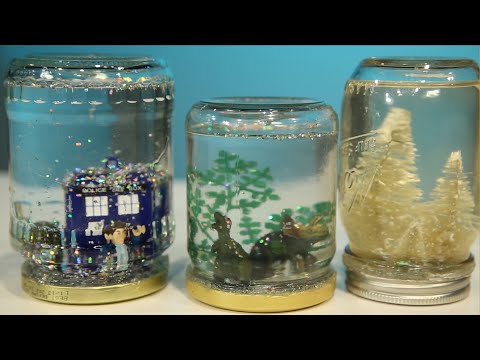 Mason Jar Snow Globe DIY