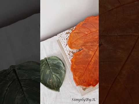 DIY CLAY LEAF DECORATIVE DISH #shorts #diyclaycreation #autumndiydecor #clayleaf #falldecor