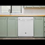 $2500 DIY Kitchen Makeover | Shaker Cabinet Doors & Drawers