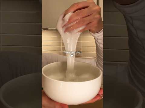 DIY Korean rice mask ✨ #asmr #skincare #kbeauty #ricemask #rice #glassskin #selfcare #diy #shorts