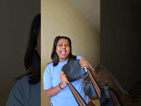 DIY Homemade Cute Flower 🌸 Bottle 🍾 painting…WOW 😱 Waste bottle Re-use idea💡#shorts #youtubeshorts